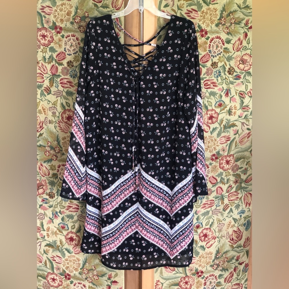 Xhilaration Floral Tunic Women’s XL